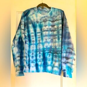 *SOLD* Blue batik tie dye sweatshirt medium